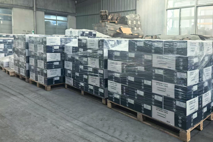 Balenie a skladovanie